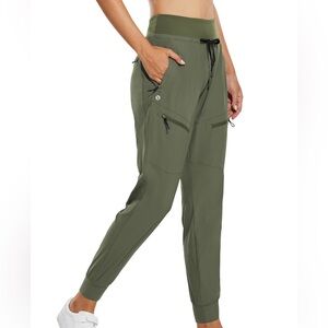New Balance Green Joggers
